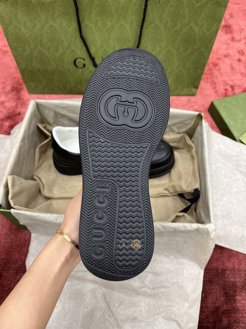 Gucci Low Shoes